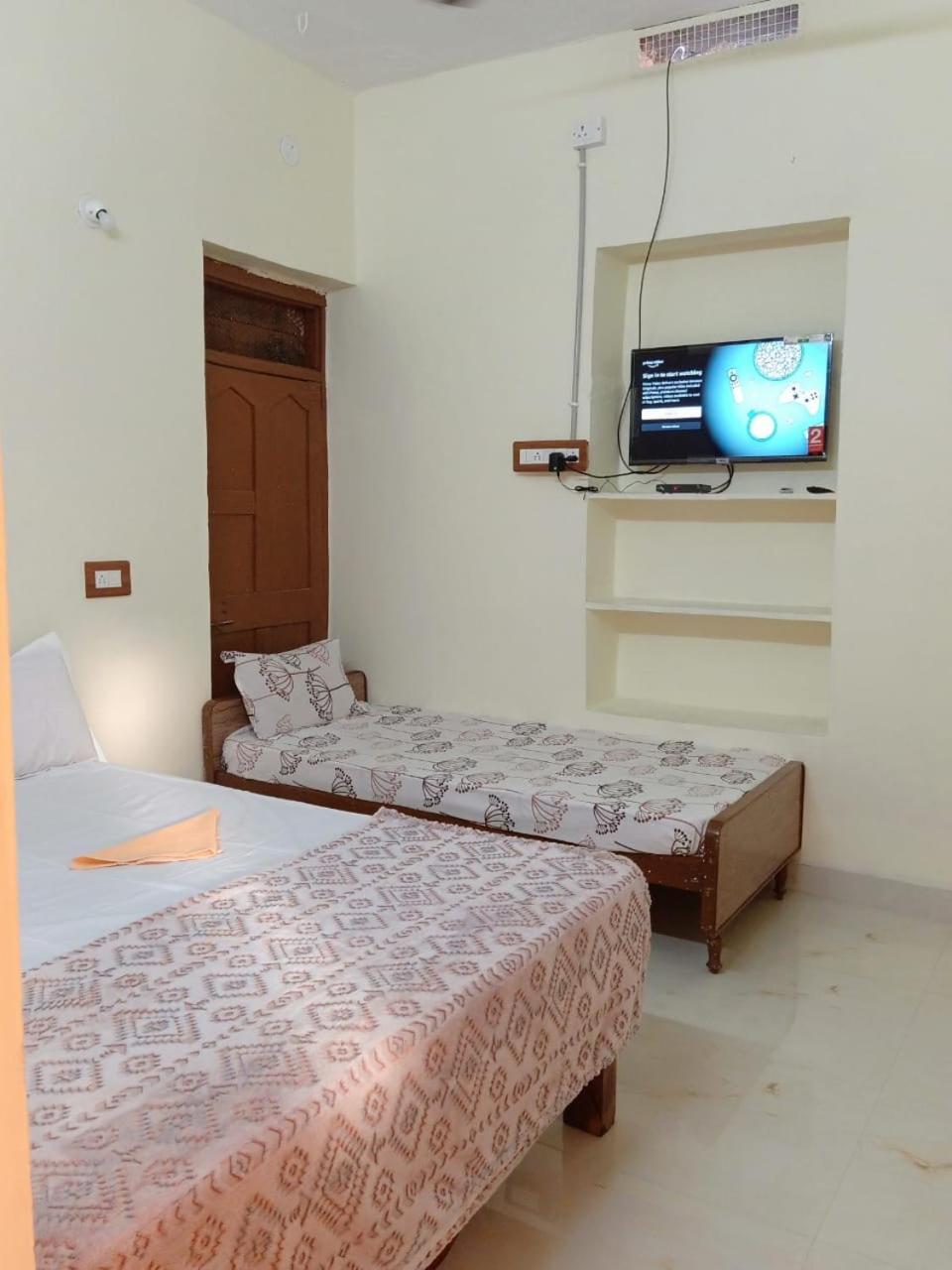 Mahesh Guest House Hampi Kültér fotó